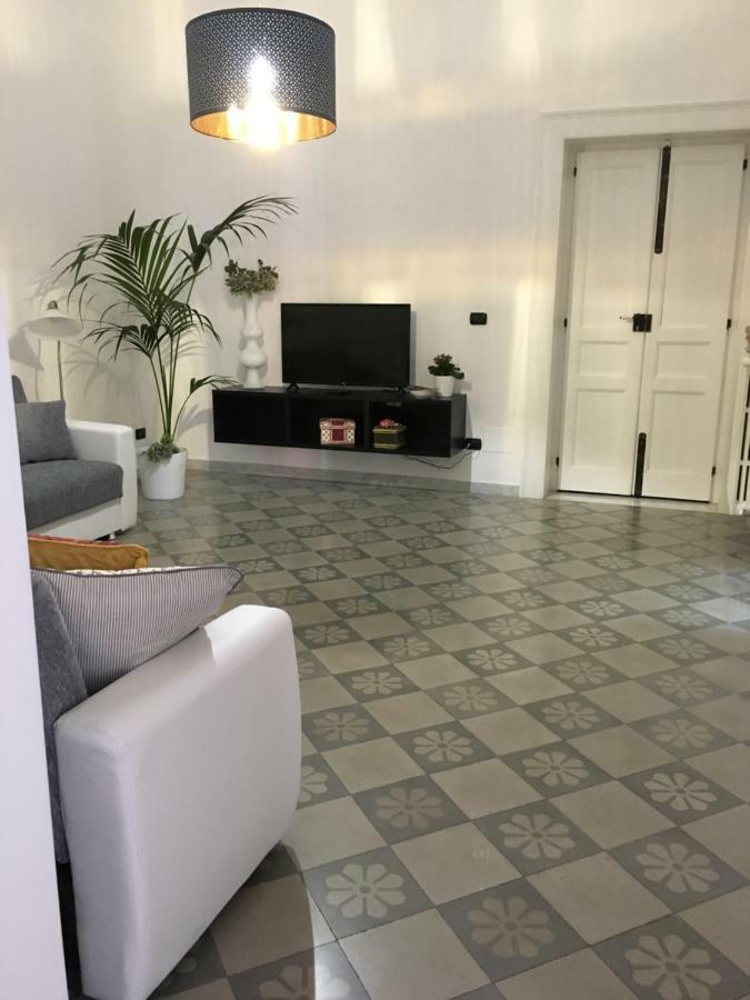 Maison Flores Bari Ngoại thất bức ảnh